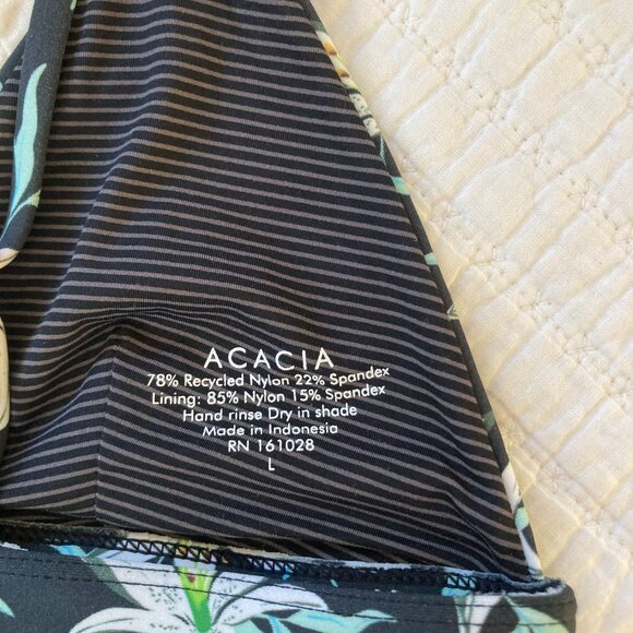 Acacia Lawai Top and Zuma Bottom in Monet - Picture 5 of 7